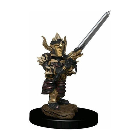 Dungeons & Dragons - Icons of the Realms: Premium Miniatures - Halfling Fighter Male