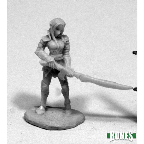 Reaper Miniatures - Bones: Flara Elf Heroine