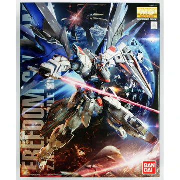 Bandai Spirits - Master Grade: 1/100 Freedom Gundam Ver.2.0 Model Kit