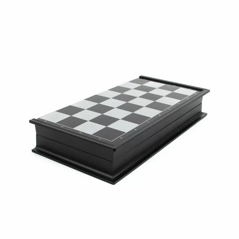 LPG Classics: Plastic Magnetic Chess Set 20cm