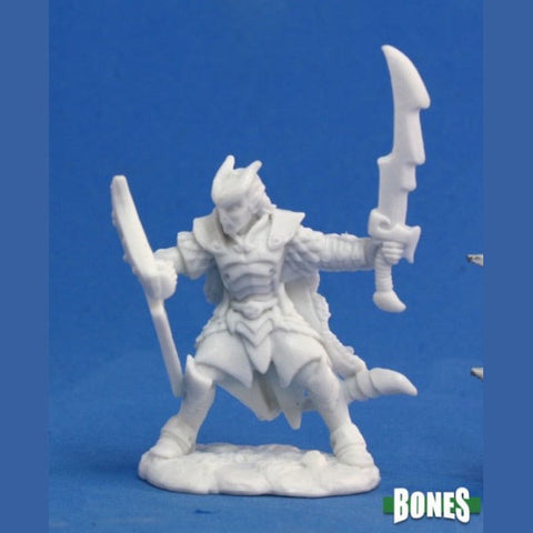 Reaper Miniatures - Bones: Vaeloth Helborn Paladin